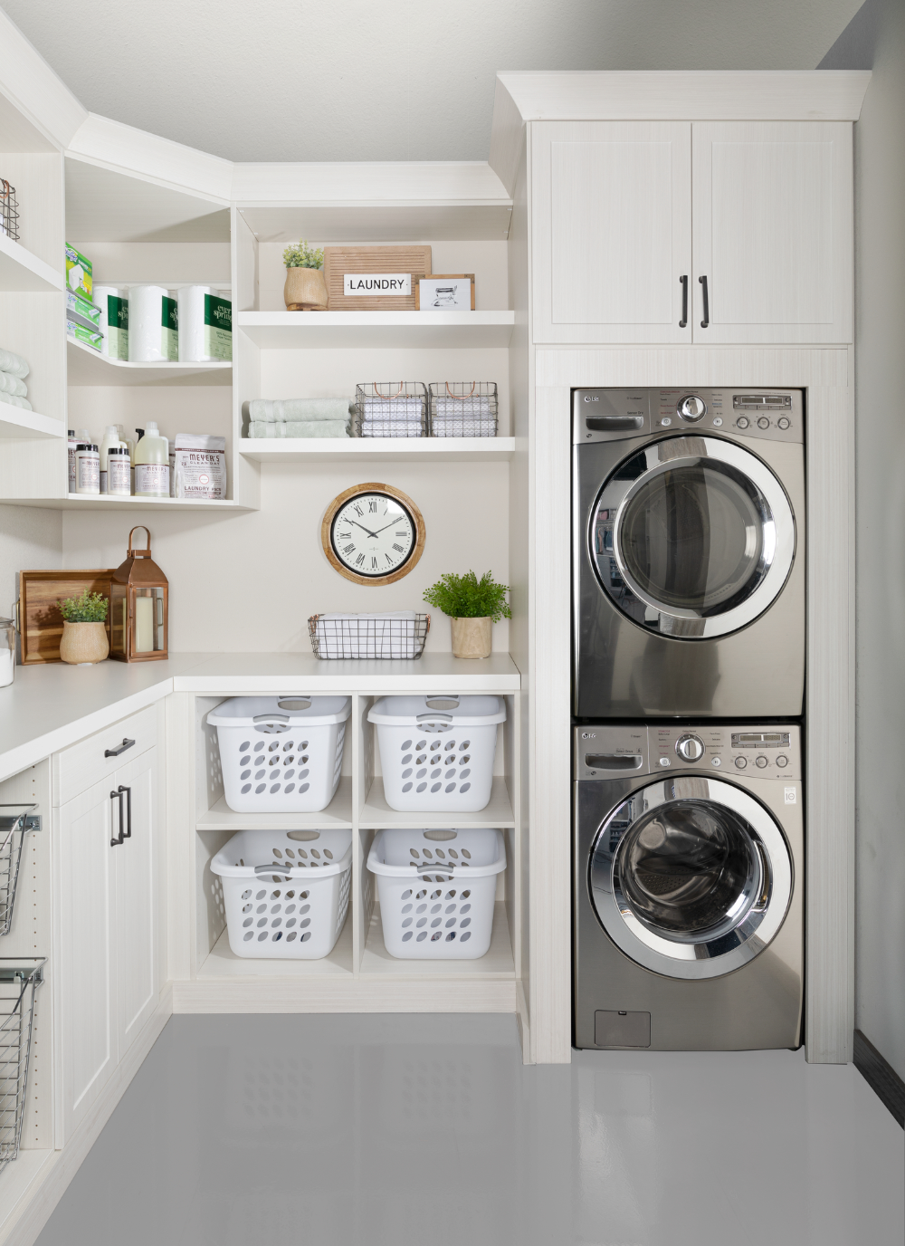 Custom Laundry Room Design